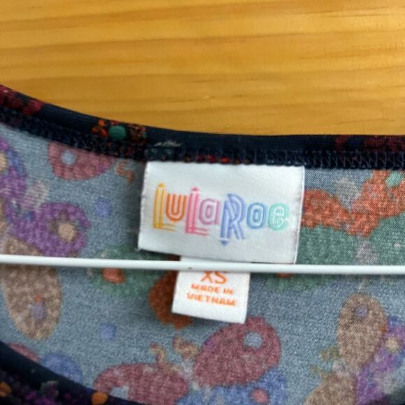 LulaRoe xs butterfly top - Picture 2 of 5